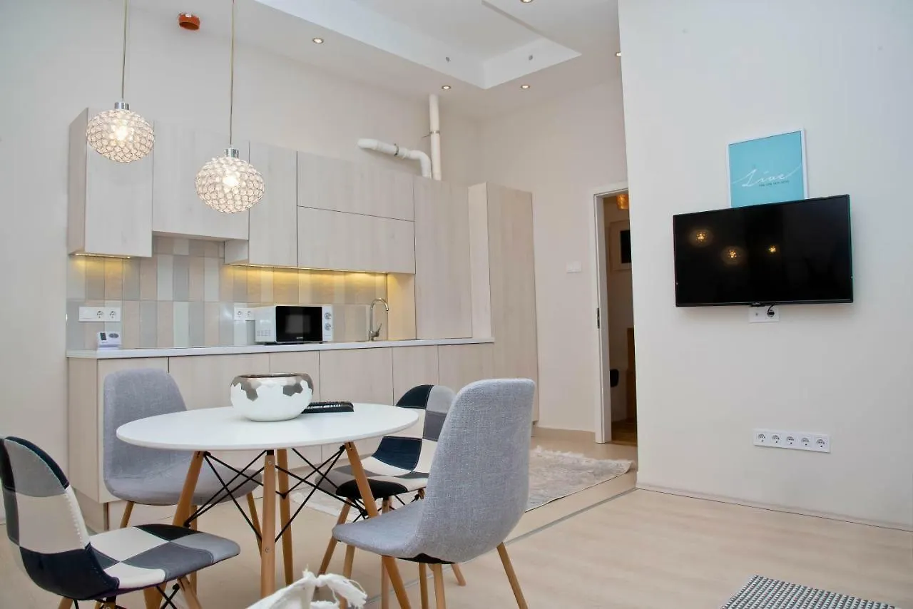 Kalvin Square River Side Danube Budapest Apartment